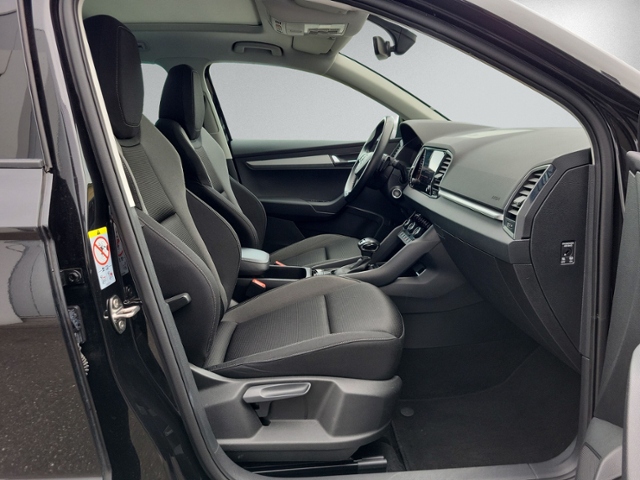 Karoq 1.5 TSI DSG TOUR PANORAMA+360°+NAVI+LED+SH