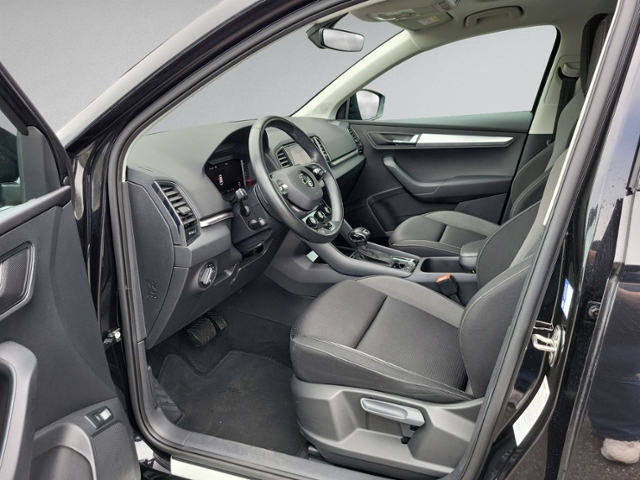 Karoq 1.5 TSI DSG TOUR PANORAMA+360°+NAVI+LED+SH
