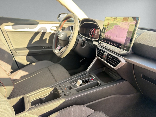 Leon ST 1.5 eTSI DSG FR AHK+NAVI+KAMERA+ACC+LED+