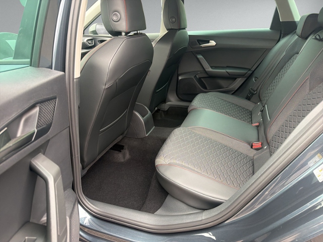 Leon ST 2.0 TDI DSG FR AHK+LED+SIHZ.+KAMERA+ACC+