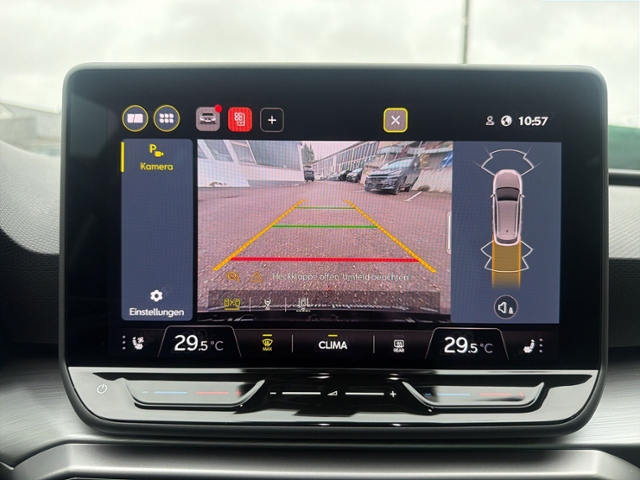 Leon ST 2.0 TDI DSG FR AHK+LED+SIHZ.+KAMERA+ACC+