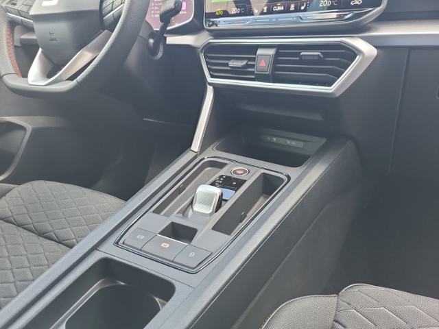 Leon ST 2.0 TDI DSG FR AHK+LED+NAVI.+KAMERA+ACC+
