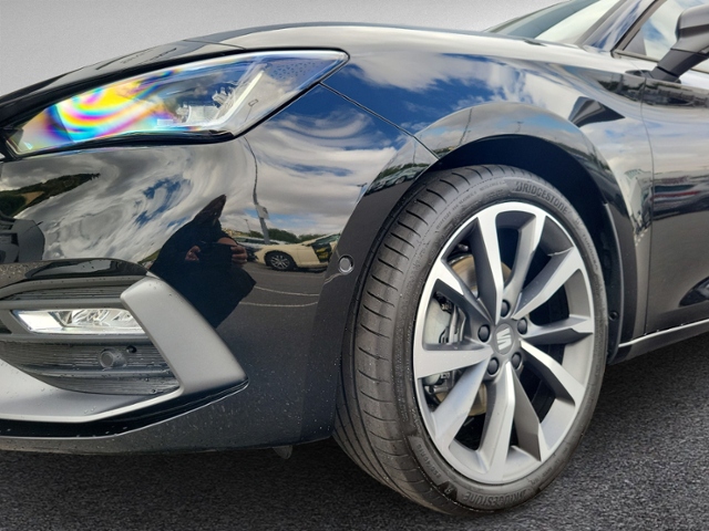 Leon ST 2.0 TDI DSG FR AHK+LED+NAVI.+KAMERA+ACC+