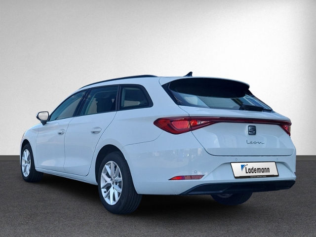 Leon ST 2.0 TDI DSG STYLE AHK+KAMERA+ACC+LED+LMF