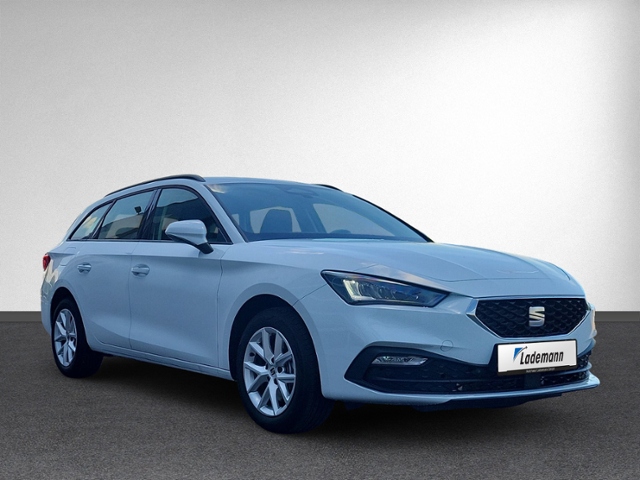 Leon ST 2.0 TDI DSG STYLE AHK+KAMERA+ACC+LED+LMF