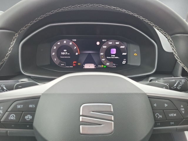 Leon 1.5 eTSI DSG STYLE KAMERA+ACC+LED+CLIMATRON