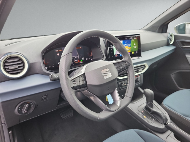 Arona 1.0 TSI DSG STYLE NAVI+ACC+KAMERA+LED+SIHZ