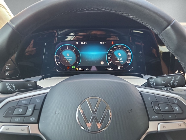 Golf VIII 2.0 TDI DSG MOVE NAVI+RFK+ACC+CLIMATRO