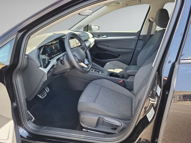 Golf VIII 2.0 TDI DSG MOVE NAVI+RFK+ACC+CLIMATRO