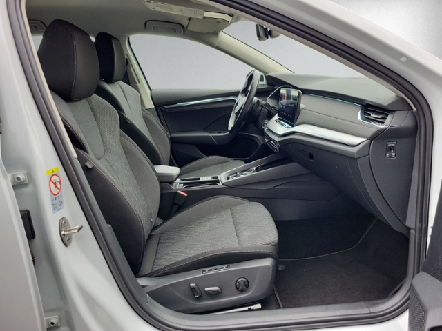Octavia Combi 2.0 TDI DSG AHK+LED+KAMERA+CLIMATR