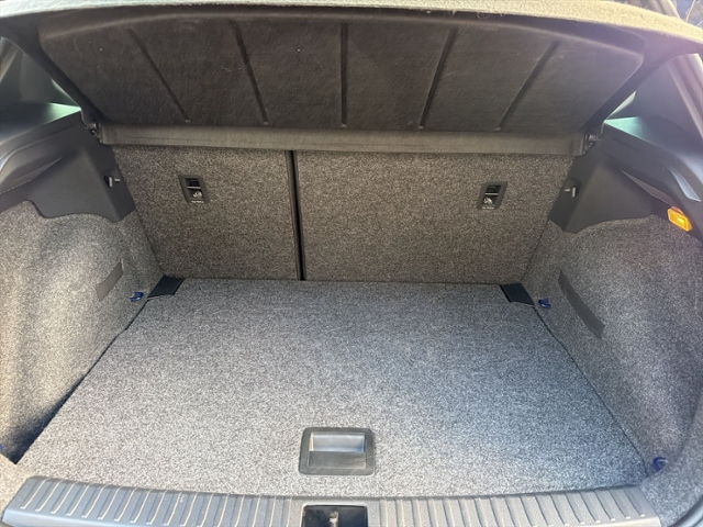 Arona 1.0 TSI FR DSG LED+NAVI+KAMERA+ACC+KESS+SH