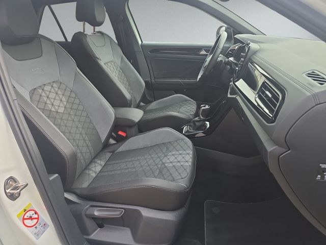 T-Roc 1.5 TSI DSG R-LINE PANO+IQ.LIGHT+RFK+NAVI+