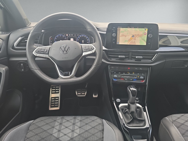 T-Roc 1.5 TSI DSG R-LINE PANO+IQ.LIGHT+RFK+NAVI+