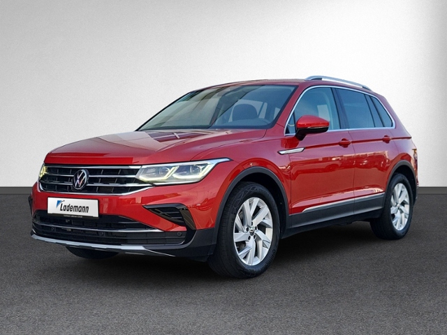 Tiguan 2.0 TDI DSG ELEGANCE IQ.LIGHT+NAVI+RFK+AC