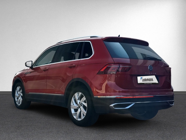 Tiguan 2.0 TDI DSG ELEGANCE IQ.LIGHT+NAVI+RFK+AC