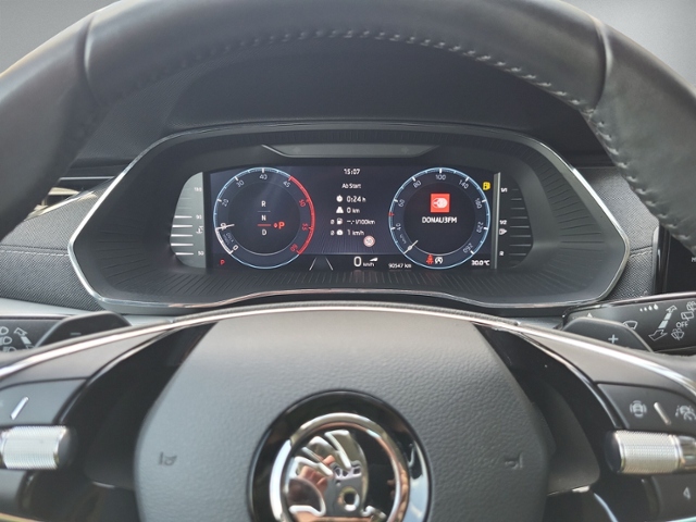 Octavia Combi 2.0 TDI DSG STYLE AHK+HEAD-UP+NAVI