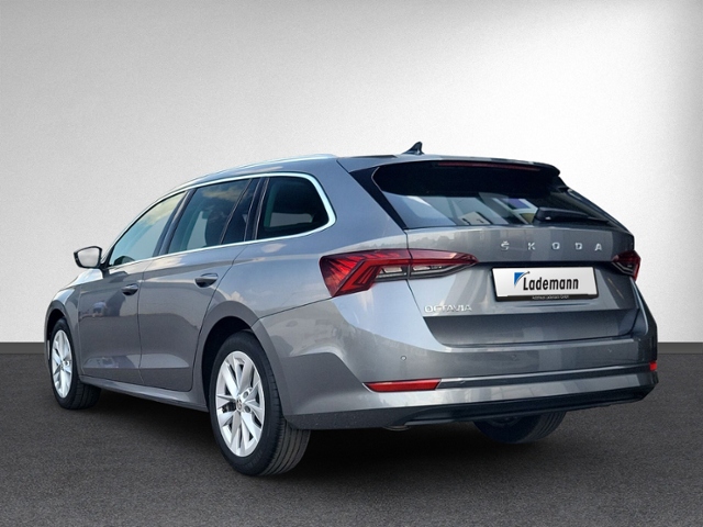 Octavia Combi 2.0 TDI DSG STYLE AHK+HEAD-UP+NAVI