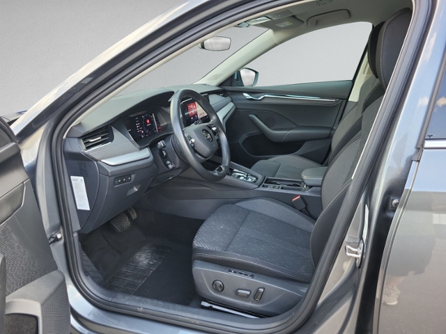 Octavia Combi 2.0 TDI DSG STYLE AHK+HEAD-UP+NAVI
