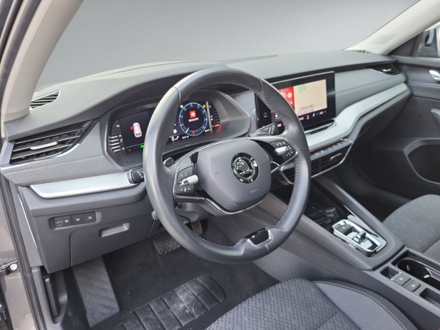 Octavia Combi 2.0 TDI DSG STYLE AHK+HEAD-UP+NAVI