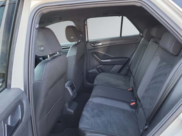 T-Roc 1.5 TSI DSG R-LINE AHK+KAMERA+ACC+LED+SIHZ