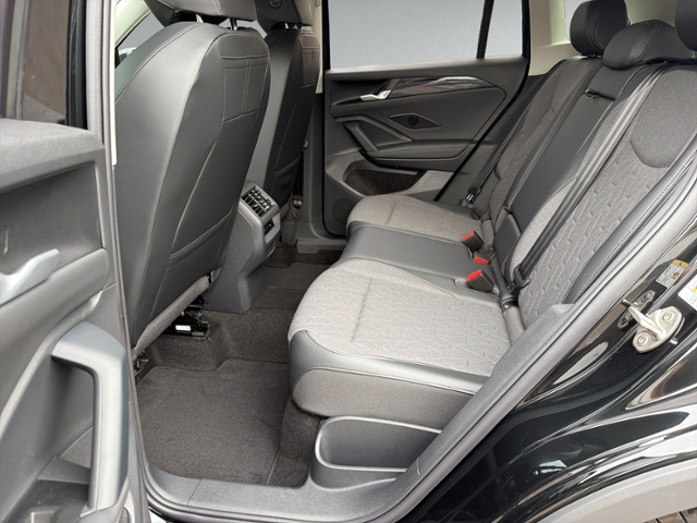 Tiguan 1.5 eTSI DSG AHK+360°+5J-GARANT+ACC+eHECK