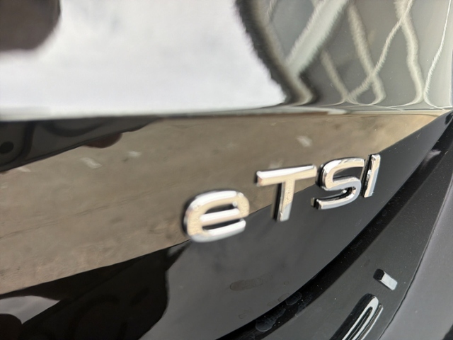 Tiguan 1.5 eTSI DSG AHK+360°+5J-GARANT+ACC+eHECK