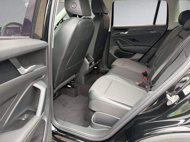 Tiguan 1.5 eTSI DSG AHK+360°+5J-GARANT+ACC+eHECK