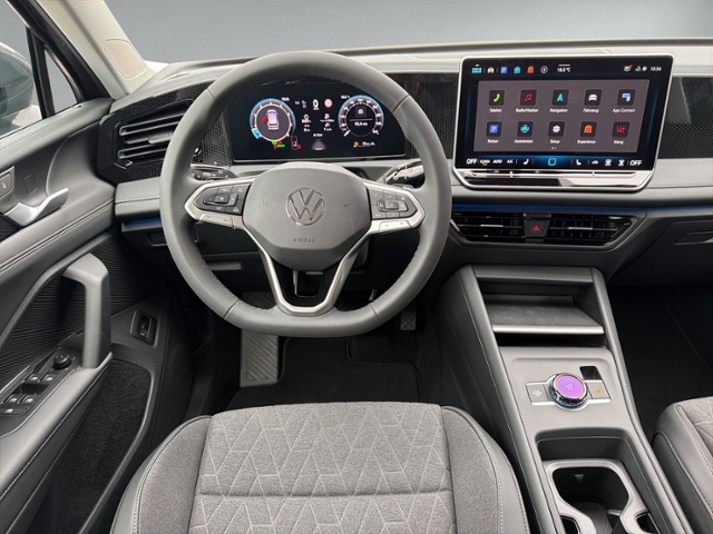 Tiguan 1.5 eTSI DSG AHK+360°+5J-GARANT+ACC+eHECK