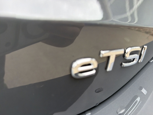 Tiguan 1.5 eTSI DSG AHK+360°+5J-GARANT+ACC+eHECK