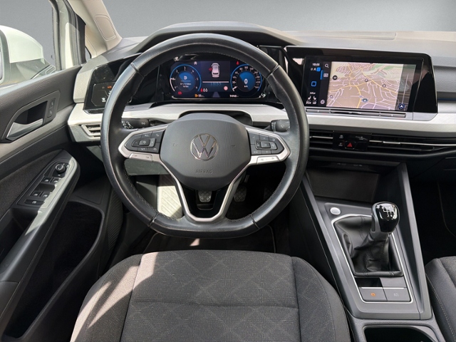 Golf VIII Variant 2.0 TDI AHK+NAVI.+ACC+PDC+LED+