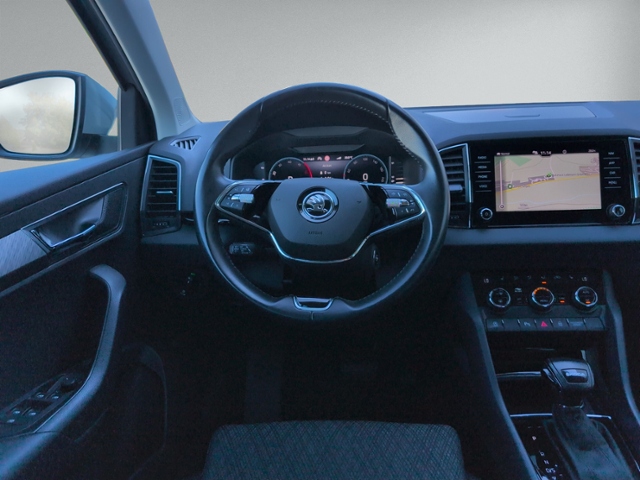 Karoq 2.0 TDI DSG Style LED+AHK+ACC+RFK+NAV+KESS