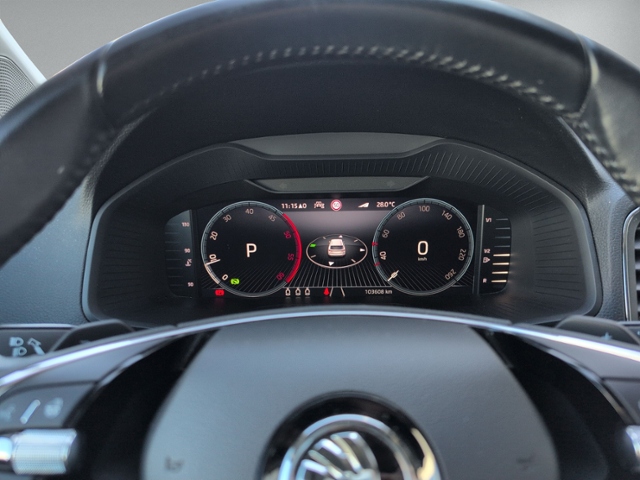 Karoq 2.0 TDI DSG Style LED+AHK+ACC+RFK+NAV+KESS