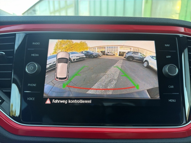 T-Roc 1.5 TSI DSG SPORT PANORAMA+STANDHZ+RFK+NAV