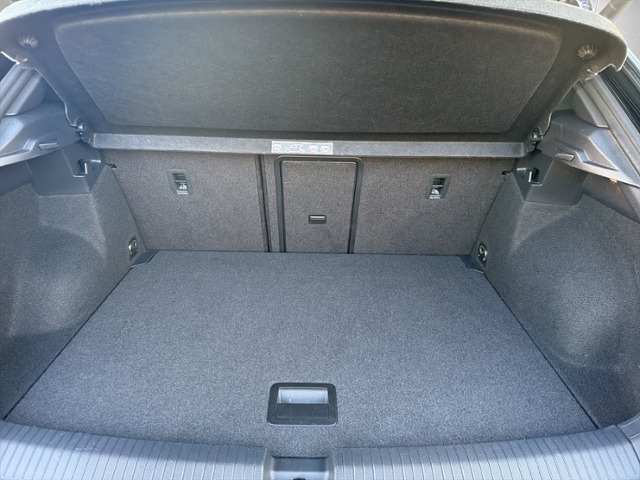 T-Roc 1.5 TSI DSG SPORT PANORAMA+STANDHZ+RFK+NAV