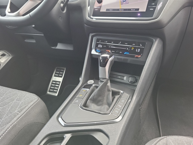 Tiguan Allspace 2.0 TDI DSG MOVE AHK+NAVI+ACC+LE