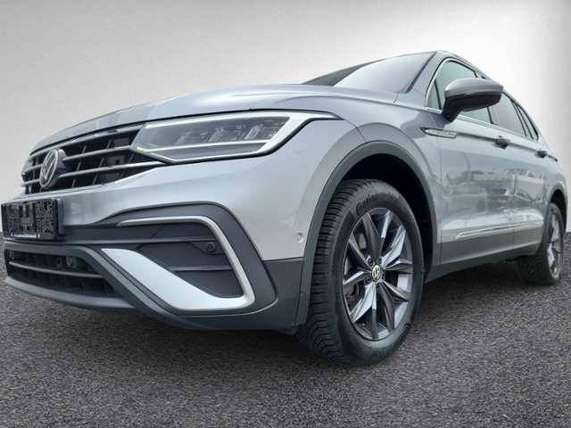 Tiguan Allspace 2.0 TDI DSG MOVE AHK+NAVI+ACC+LE