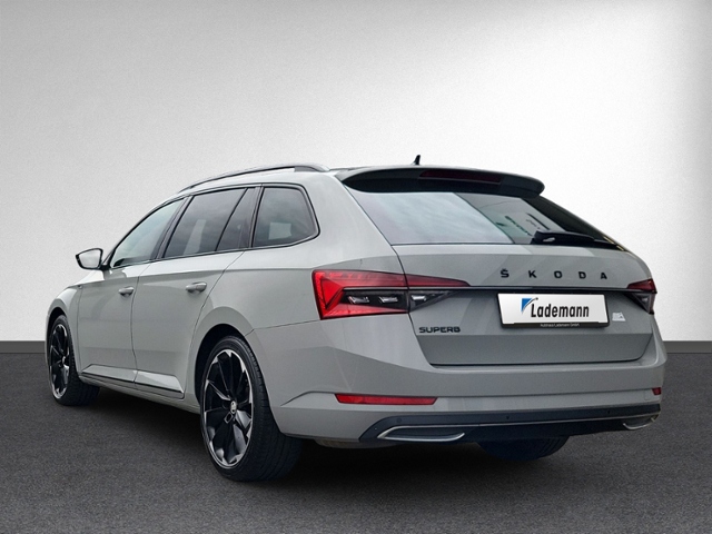 Superb Combi 2.0 TDI SPORTLINE AHK+MATRIX+NAVI.+