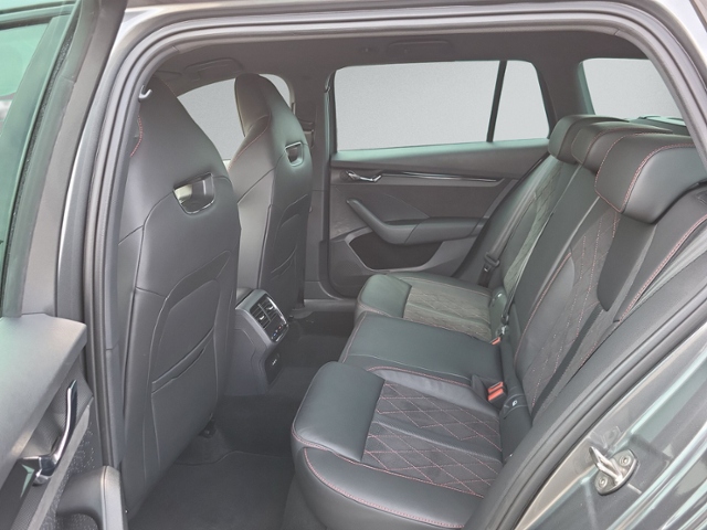 Octavia Combi 2.0 TDI RS LED+NAVI+KAMERA+DCC+ACC