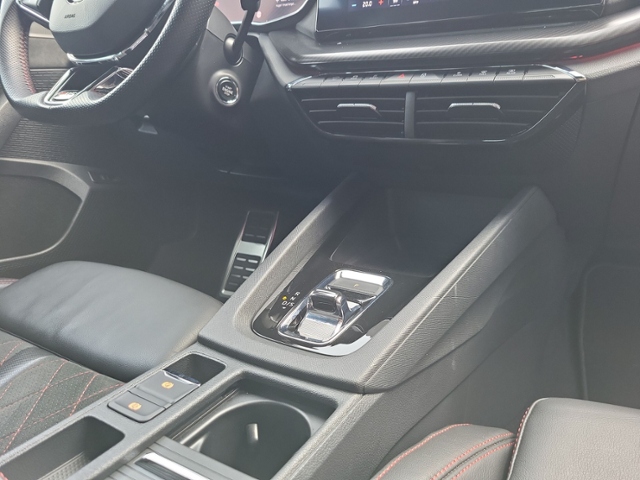 Octavia Combi 2.0 TDI RS LED+NAVI+KAMERA+DCC+ACC