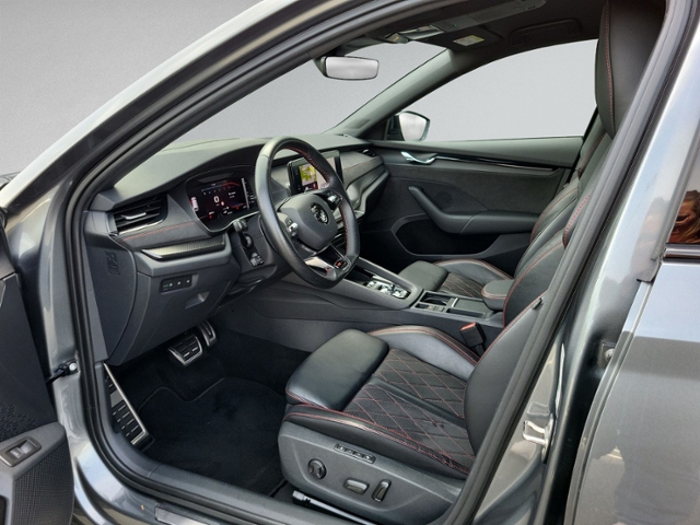 Octavia Combi 2.0 TDI RS LED+NAVI+KAMERA+DCC+ACC