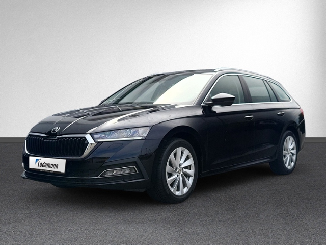 Octavia Combi 2.0 TDI DSG AHK+NAVI.+RFK+ACC+LED+