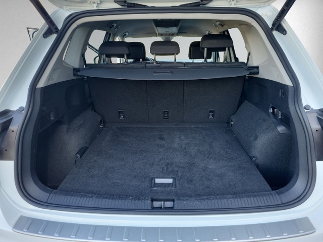 Tiguan Allspace 2.0 TDI DSG AHK+NAVI.+ACC+eHECK+