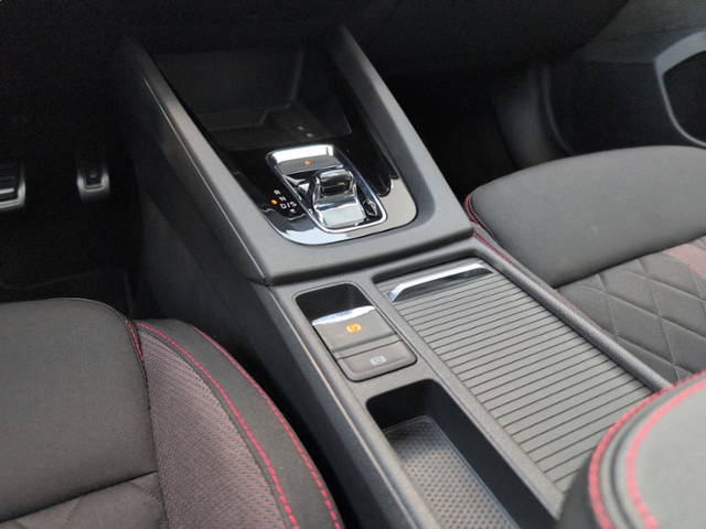 Octavia Combi 2.0 TDI RS AHK+PANO+RFK+HEAD-UP+AC
