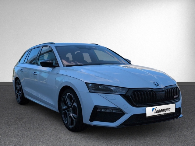 Octavia Combi 2.0 TDI RS AHK+PANO+RFK+HEAD-UP+AC