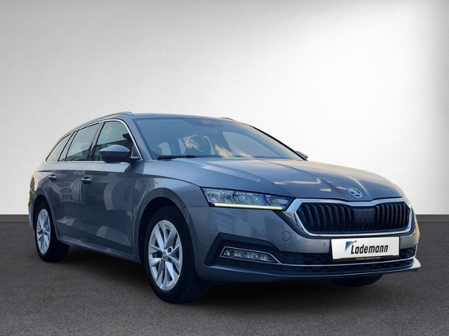Octavia Combi 2.0 TDI DSG STYLE AHK+PANO+HEAD-up