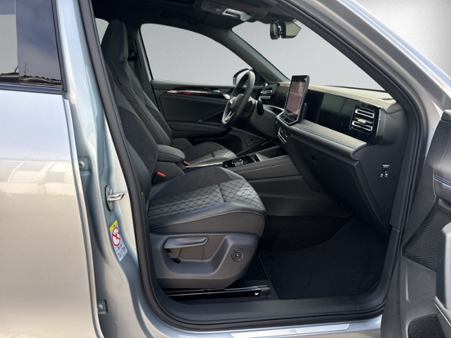 Tiguan R-Line 2.0 TDI 4MOT STANDHZ+PANO+AHK+DCC+