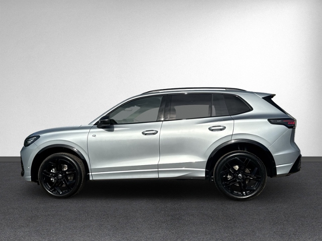 Tiguan R-Line 2.0 TDI 4MOT STANDHZ+PANO+AHK+DCC+