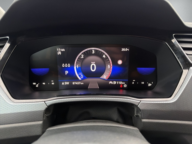 Touran 2.0 TDI DSG ACTIVE WSS.heiz+NAVI+ACC+LED+