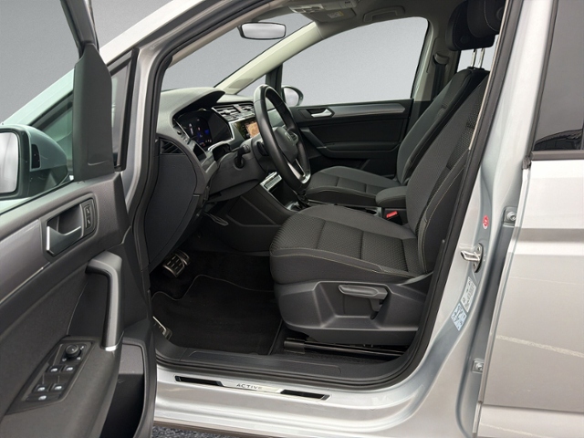 Touran 2.0 TDI DSG ACTIVE WSS.heiz+NAVI+ACC+LED+