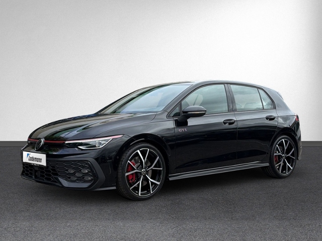 Golf VIII 2.0 TSI GTI IQ.LIGHT+KAMERA+DCC+HEAD-U